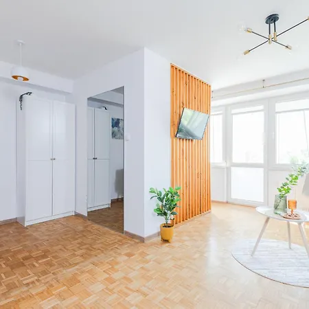 Superapart Inflancka 135 Appartement